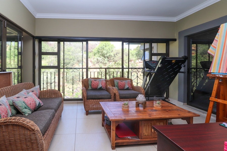 5 Bedroom Property for Sale in Wilkoppies North West